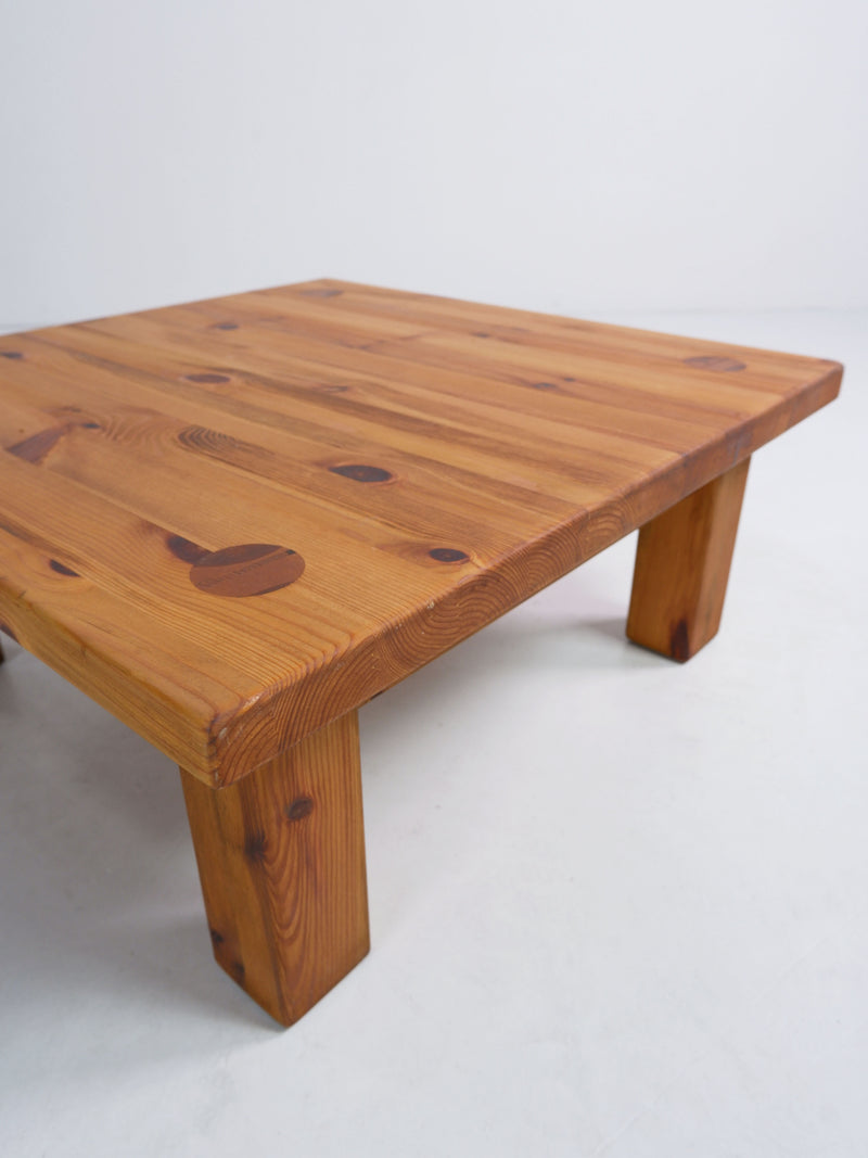 Swedish pine coffee table attrb. Roland Wilhelmsson, c.1970